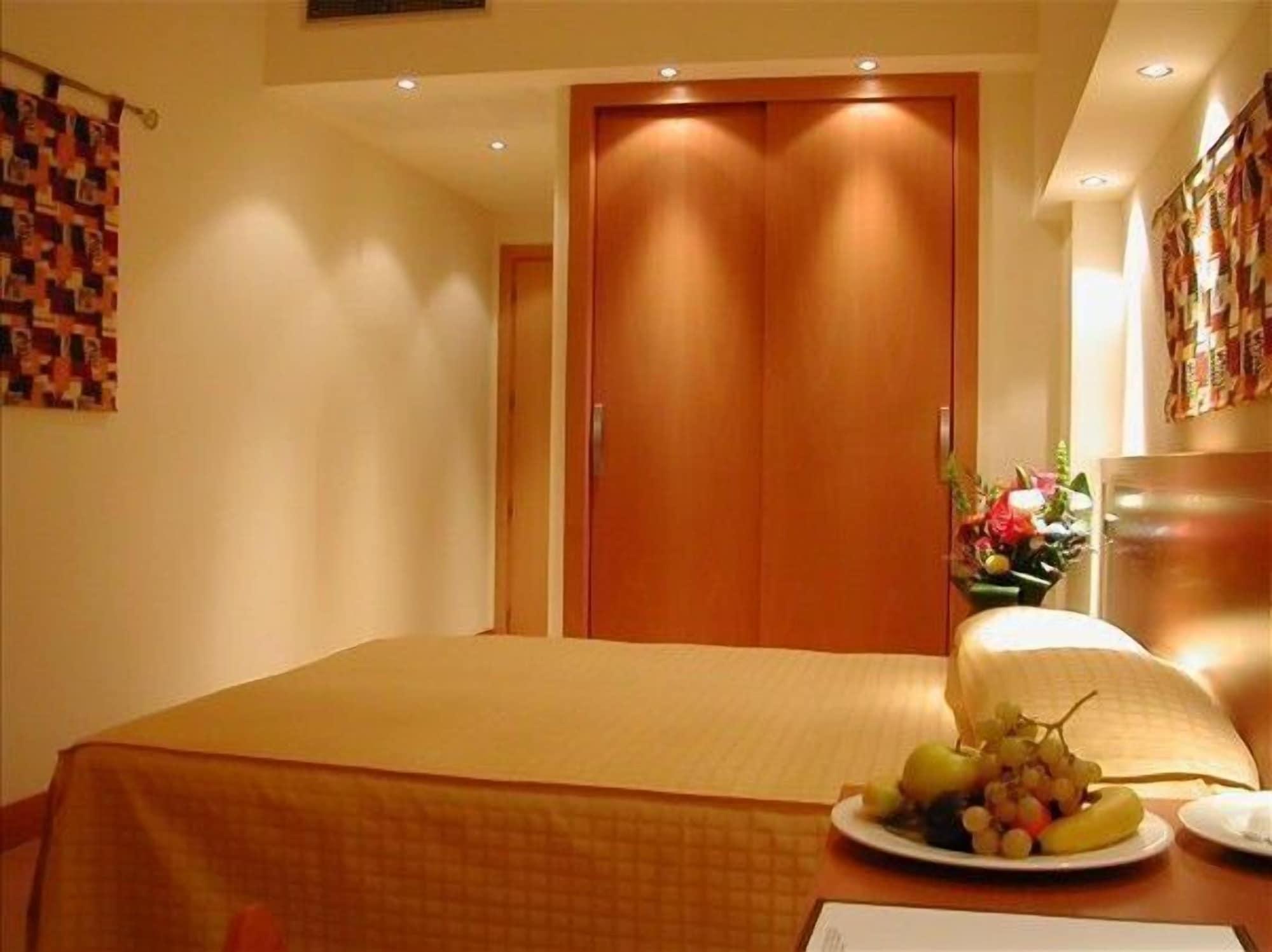 Planet Hotel أريتسو المظهر الخارجي الصورة