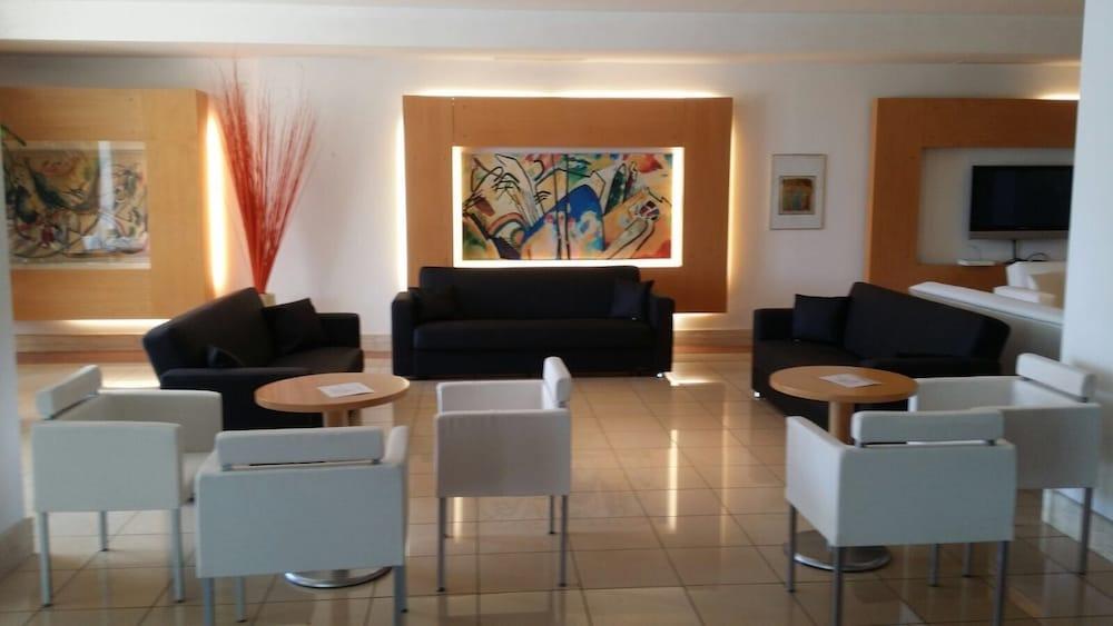 Planet Hotel أريتسو المظهر الخارجي الصورة